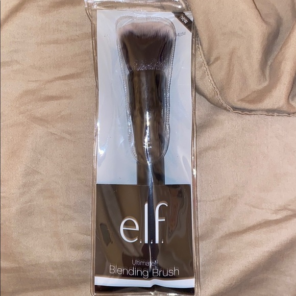 ELF Makeup Elf Ultimate Blending Brush Poshmark